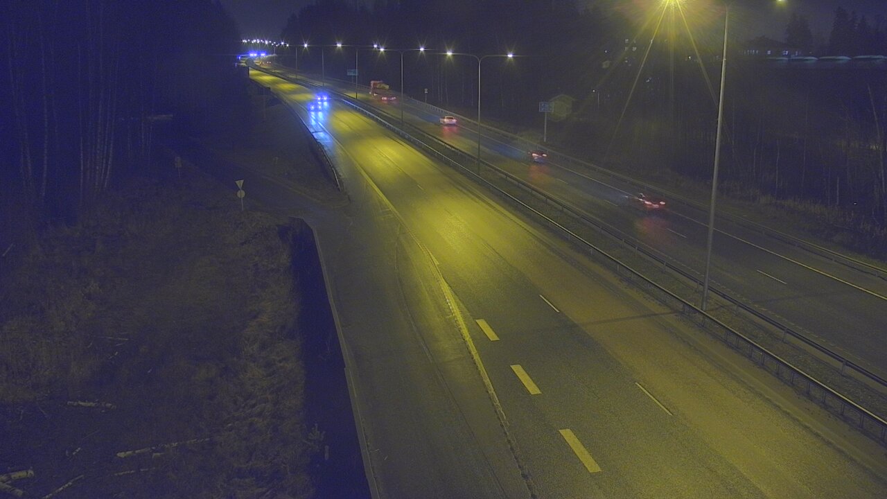 Weather Camera Image Road 1 Espoo, Kirkkojärvi, Espoo, Uusimaa