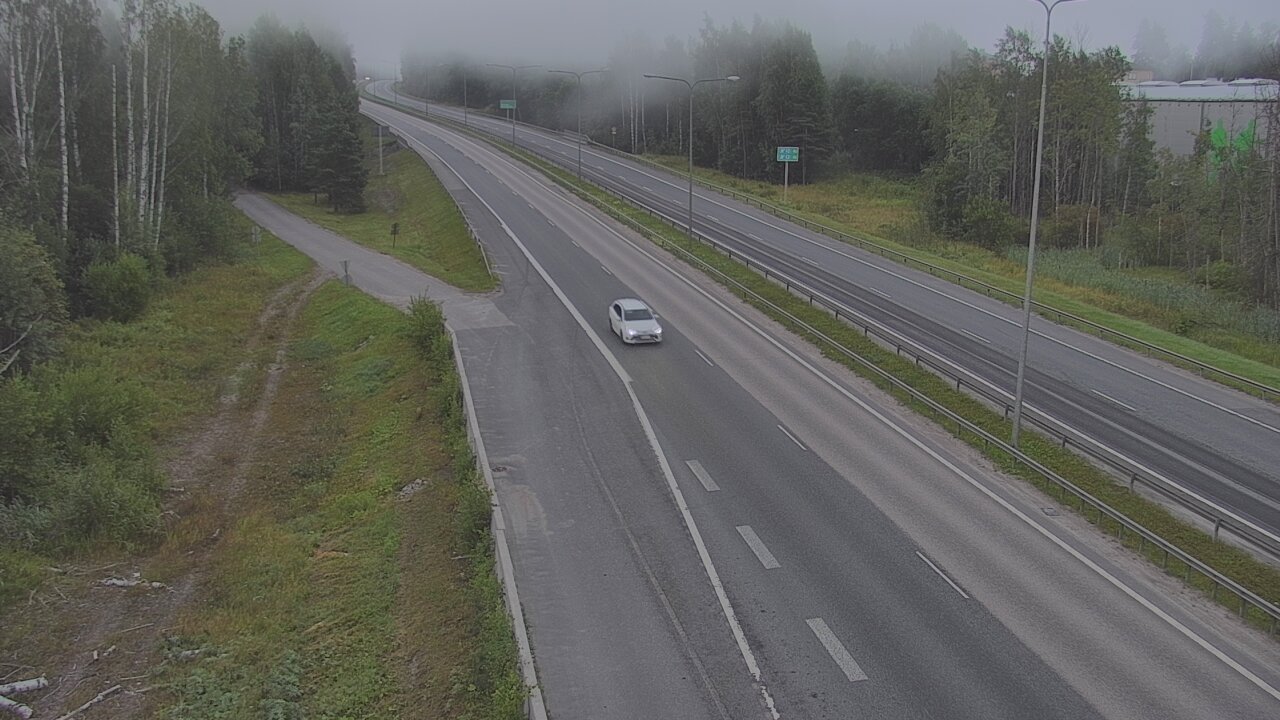 Weather Camera Image Road 1 Espoo, Kirkkojärvi, Espoo, Uusimaa