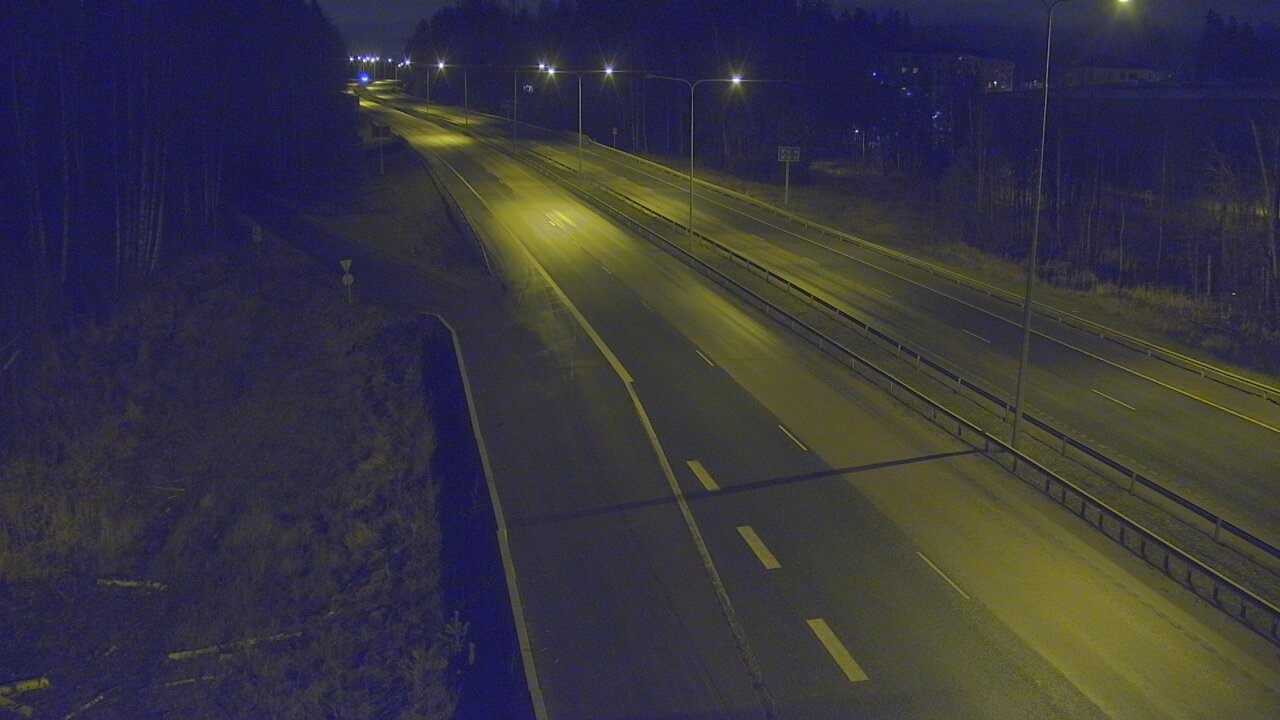 Weather Camera Image Road 1 Espoo, Kirkkojärvi, Espoo, Uusimaa