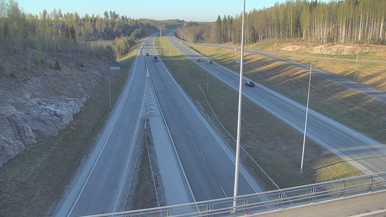 Weather Camera Image Väg 3 Nurmijärvi Klaukkala, Nurmijärvi, Uusimaa