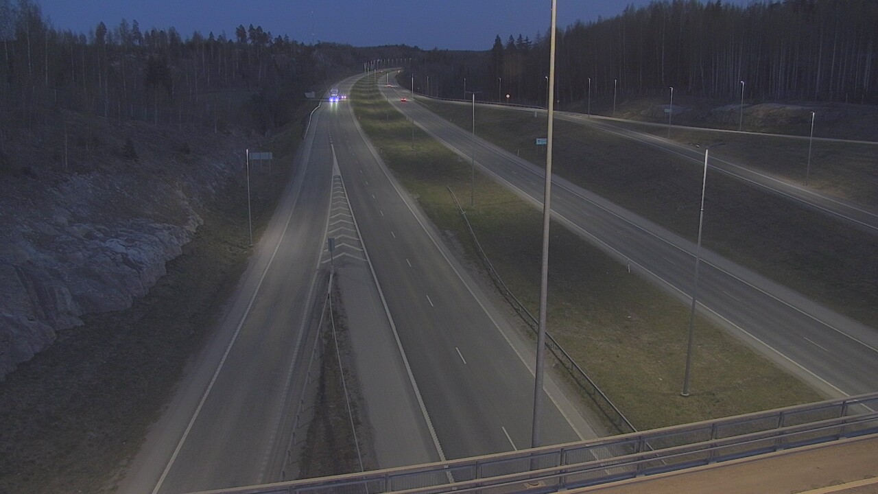 Weather Camera Image Road 3 Nurmijärvi Klaukkala, Nurmijärvi, Uusimaa