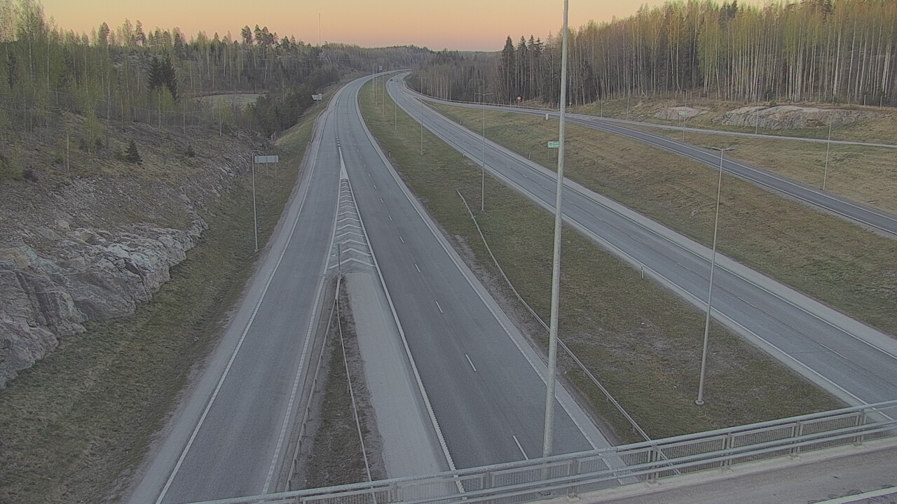 Weather Camera Image Väg 3 Nurmijärvi Klaukkala, Nurmijärvi, Uusimaa