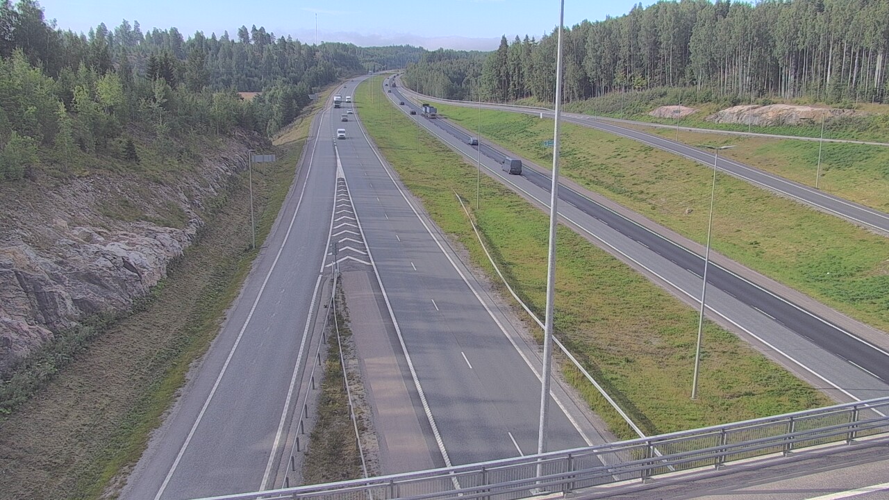 Weather Camera Image Väg 3 Nurmijärvi Klaukkala, Nurmijärvi, Uusimaa
