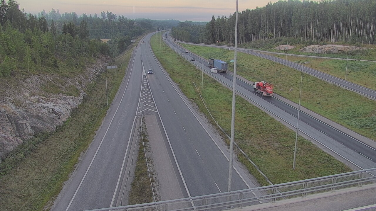Weather Camera Image Road 3 Nurmijärvi Klaukkala, Nurmijärvi, Uusimaa