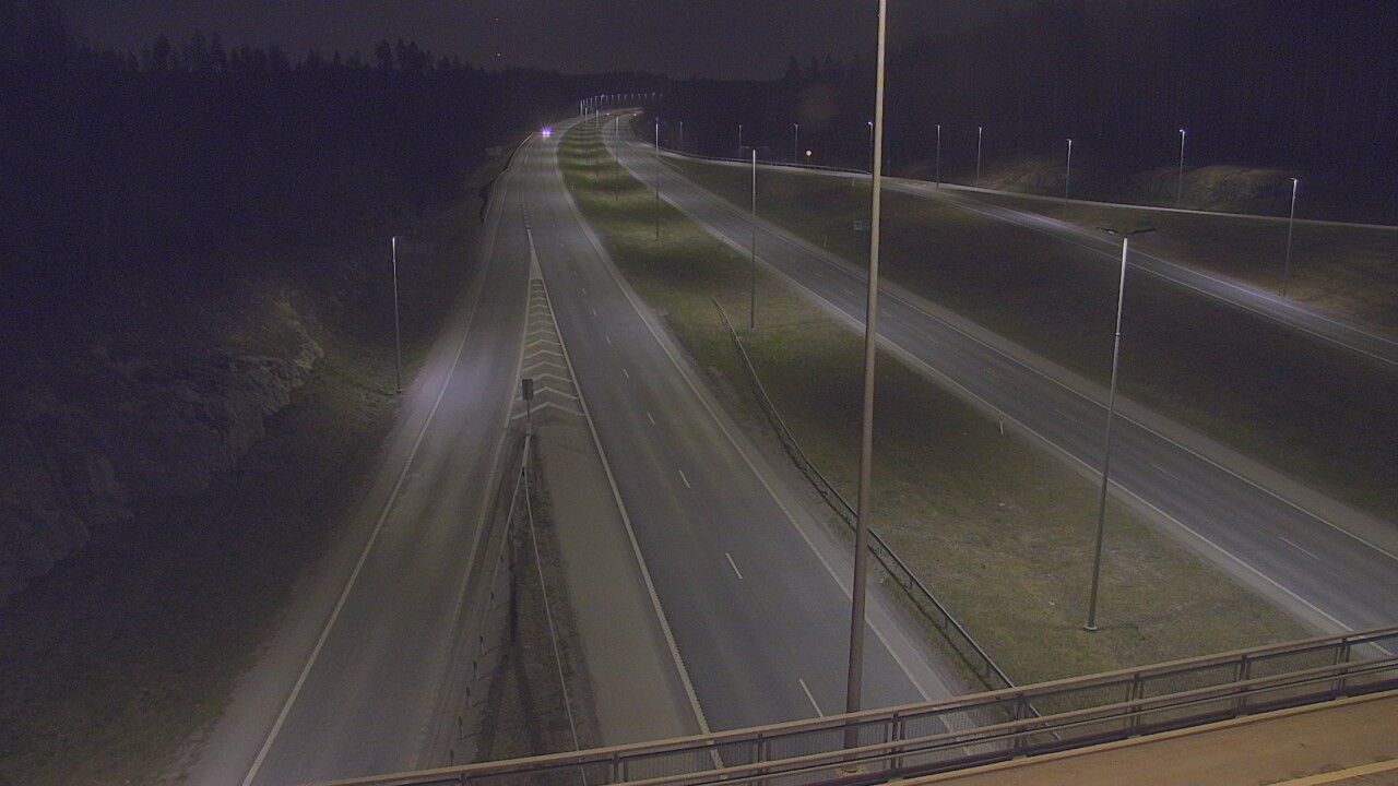 Weather Camera Image Road 3 Nurmijärvi Klaukkala, Nurmijärvi, Uusimaa