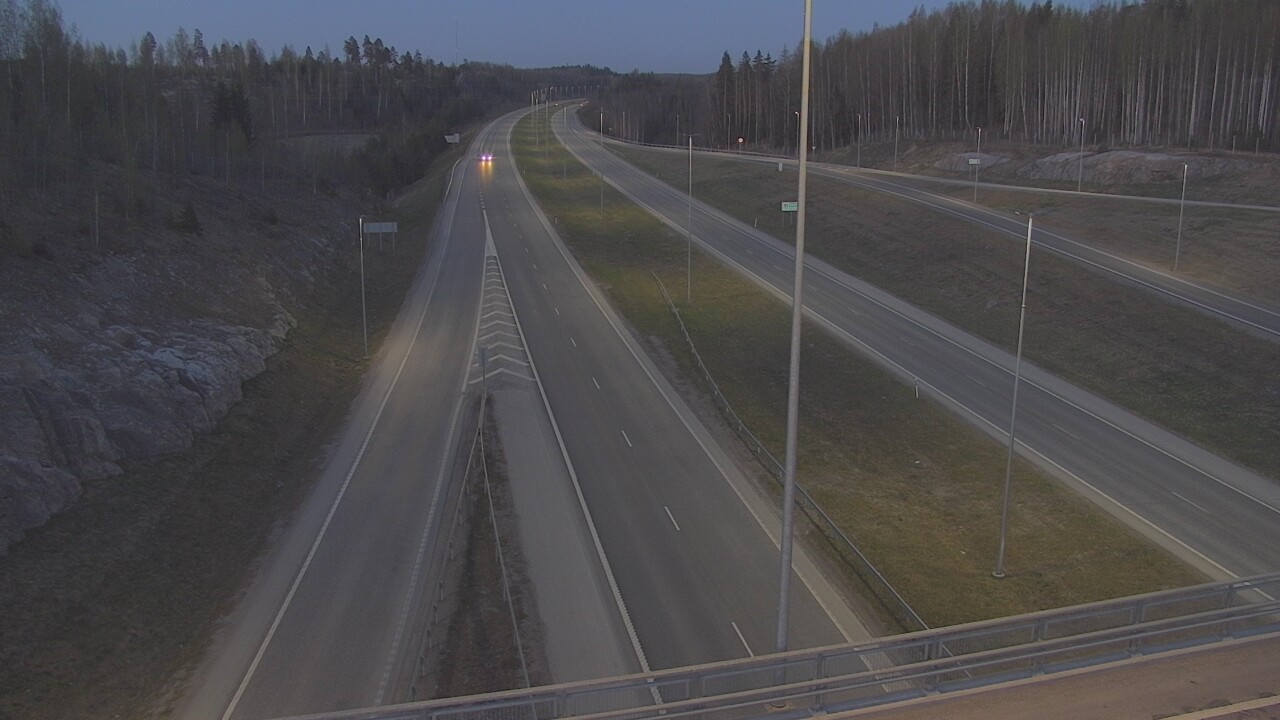 Weather Camera Image Väg 3 Nurmijärvi Klaukkala, Nurmijärvi, Uusimaa