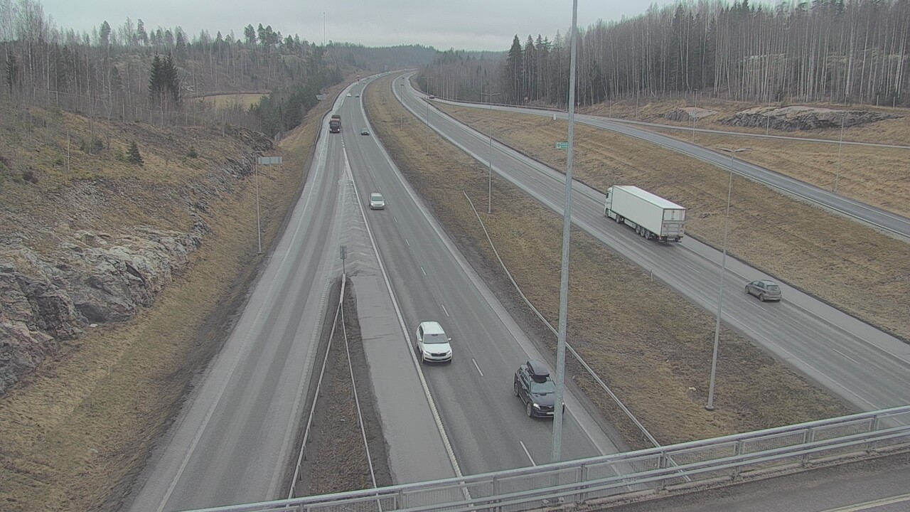 Weather Camera Image Väg 3 Nurmijärvi Klaukkala, Nurmijärvi, Uusimaa
