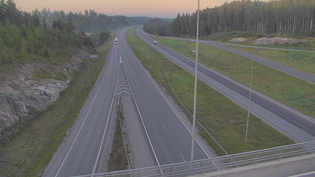 Weather Camera Image Road 3 Nurmijärvi Klaukkala, Nurmijärvi, Uusimaa