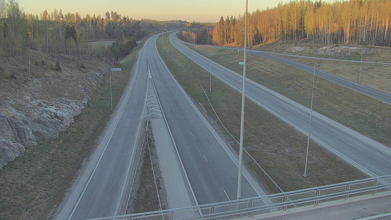 Weather Camera Image Väg 3 Nurmijärvi Klaukkala, Nurmijärvi, Uusimaa