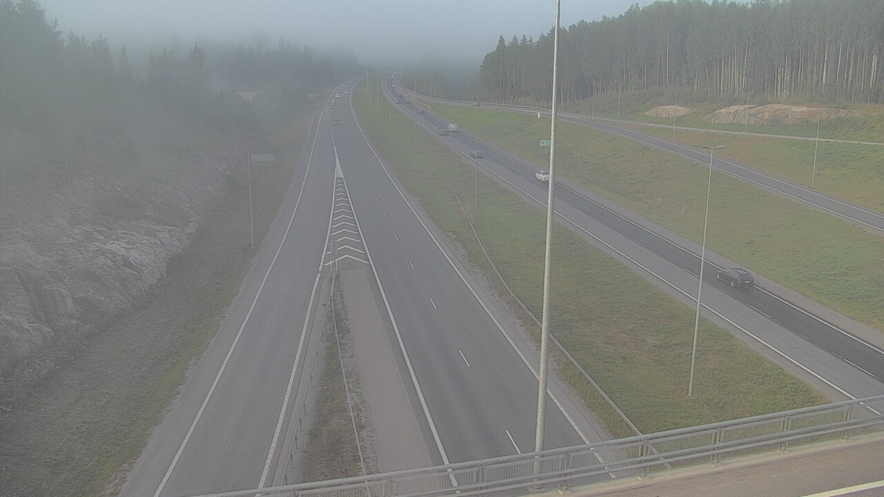 Weather Camera Image Road 3 Nurmijärvi Klaukkala, Nurmijärvi, Uusimaa