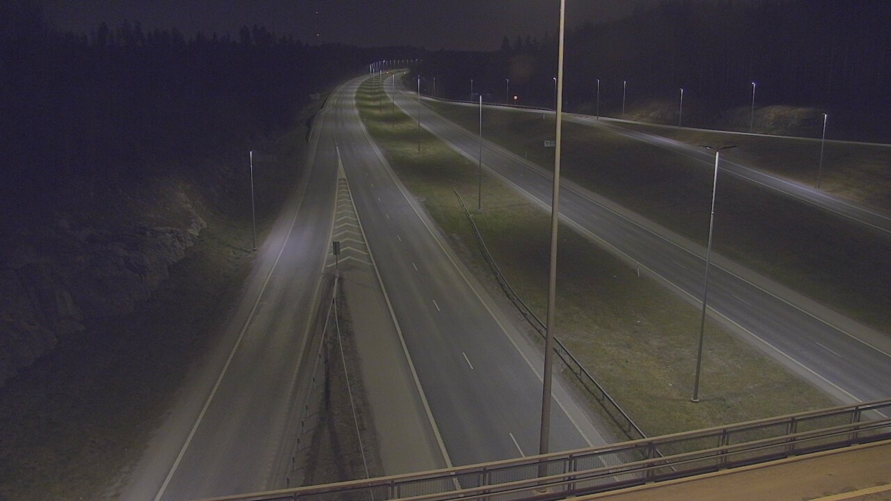 Weather Camera Image Road 3 Nurmijärvi Klaukkala, Nurmijärvi, Uusimaa