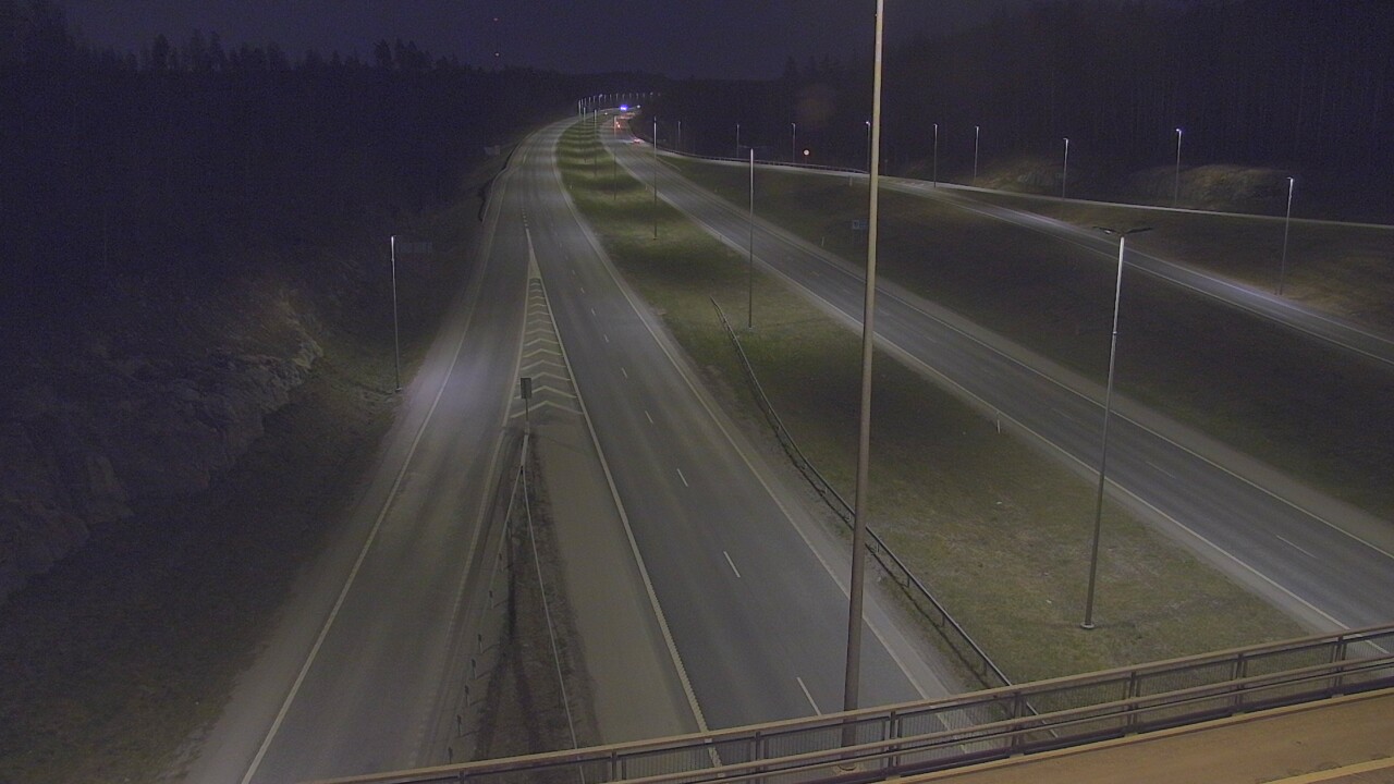 Weather Camera Image Road 3 Nurmijärvi Klaukkala, Nurmijärvi, Uusimaa