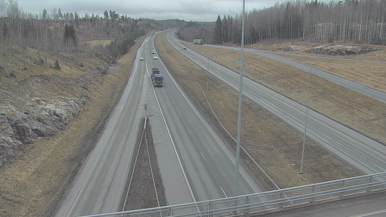 Weather Camera Image Väg 3 Nurmijärvi Klaukkala, Nurmijärvi, Uusimaa