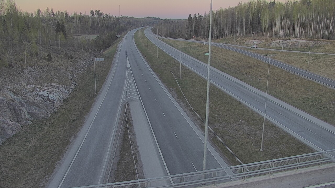 Weather Camera Image Väg 3 Nurmijärvi Klaukkala, Nurmijärvi, Uusimaa