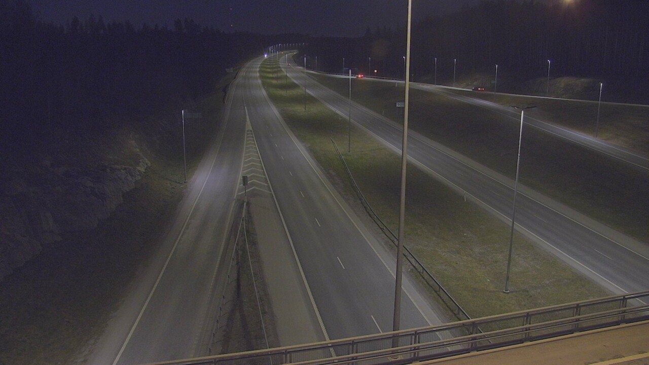 Weather Camera Image Väg 3 Nurmijärvi Klaukkala, Nurmijärvi, Uusimaa