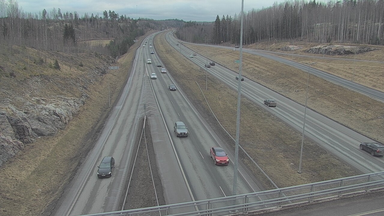 Weather Camera Image Väg 3 Nurmijärvi Klaukkala, Nurmijärvi, Uusimaa