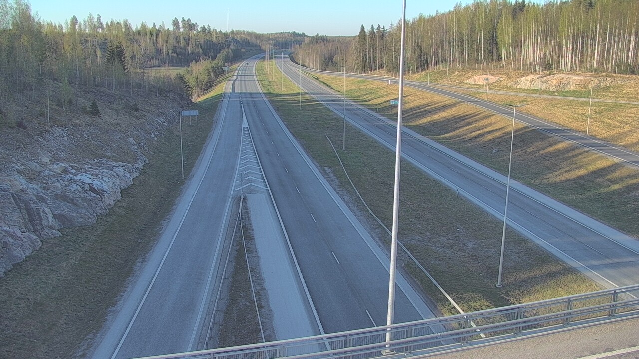 Weather Camera Image Väg 3 Nurmijärvi Klaukkala, Nurmijärvi, Uusimaa