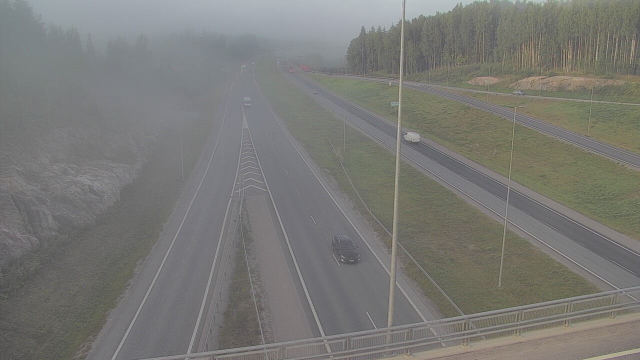Weather Camera Image Road 3 Nurmijärvi Klaukkala, Nurmijärvi, Uusimaa