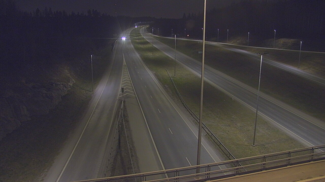 Weather Camera Image Road 3 Nurmijärvi Klaukkala, Nurmijärvi, Uusimaa