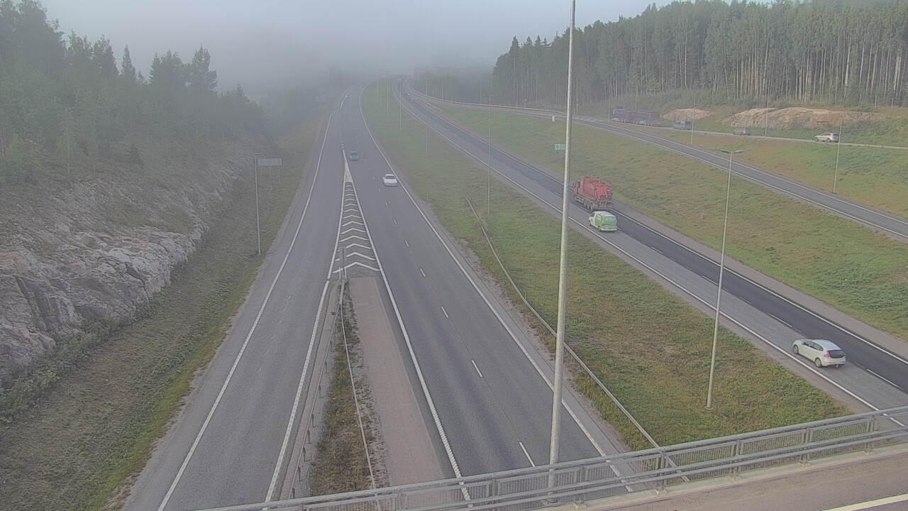 Weather Camera Image Road 3 Nurmijärvi Klaukkala, Nurmijärvi, Uusimaa