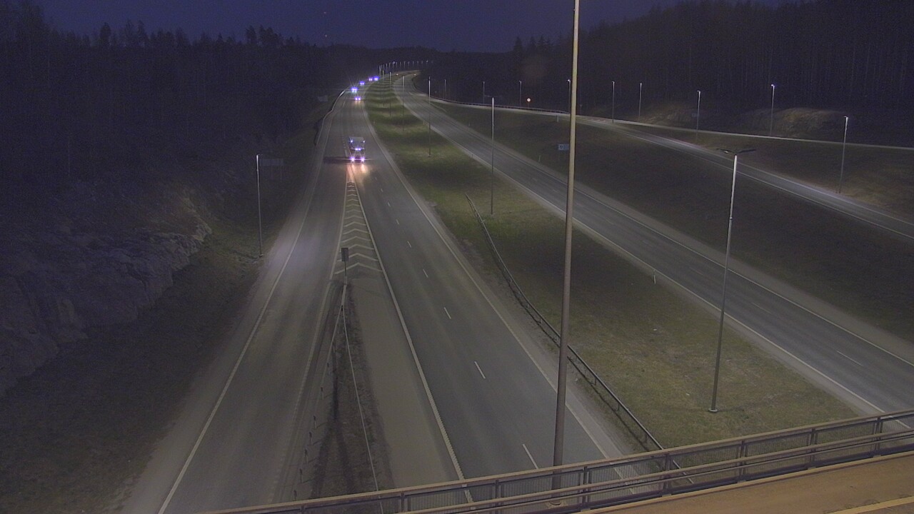 Weather Camera Image Road 3 Nurmijärvi Klaukkala, Nurmijärvi, Uusimaa