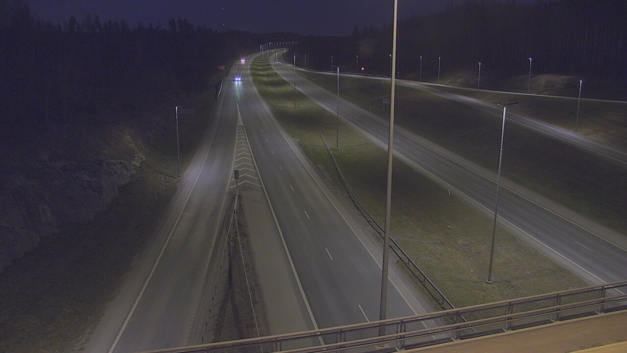 Weather Camera Image Road 3 Nurmijärvi Klaukkala, Nurmijärvi, Uusimaa