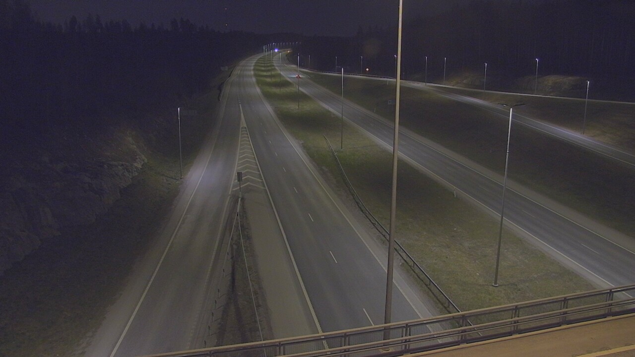 Weather Camera Image Road 3 Nurmijärvi Klaukkala, Nurmijärvi, Uusimaa