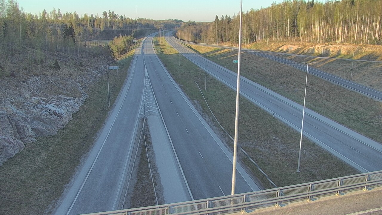 Weather Camera Image Väg 3 Nurmijärvi Klaukkala, Nurmijärvi, Uusimaa