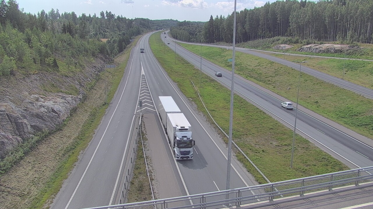 Weather Camera Image Väg 3 Nurmijärvi Klaukkala, Nurmijärvi, Uusimaa