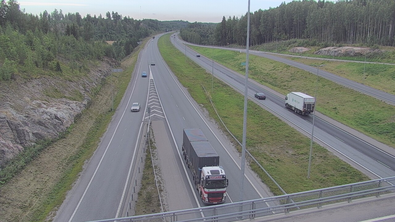 Weather Camera Image Väg 3 Nurmijärvi Klaukkala, Nurmijärvi, Uusimaa
