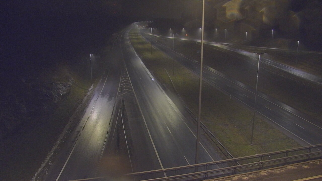 Weather Camera Image Väg 3 Nurmijärvi Klaukkala, Nurmijärvi, Uusimaa