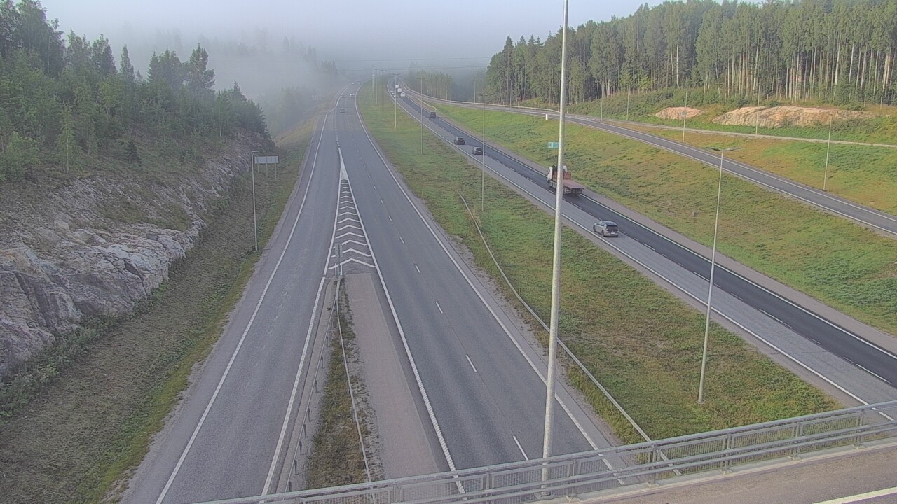 Weather Camera Image Road 3 Nurmijärvi Klaukkala, Nurmijärvi, Uusimaa