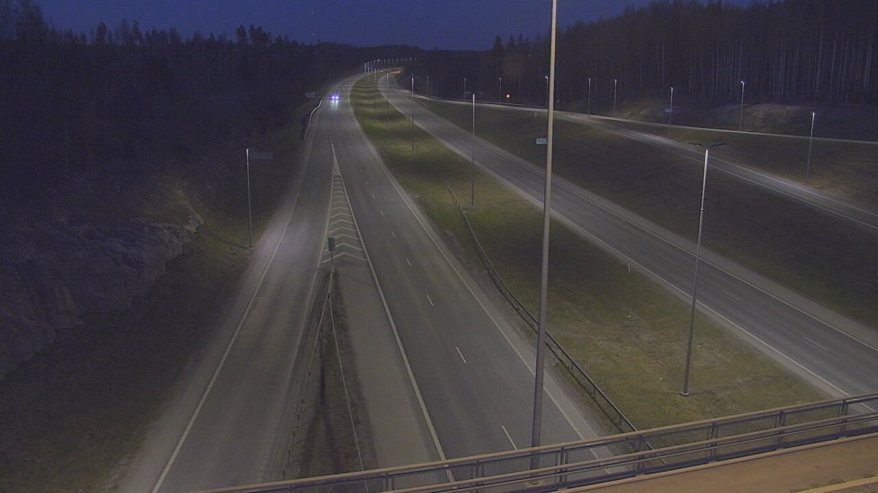 Weather Camera Image Väg 3 Nurmijärvi Klaukkala, Nurmijärvi, Uusimaa