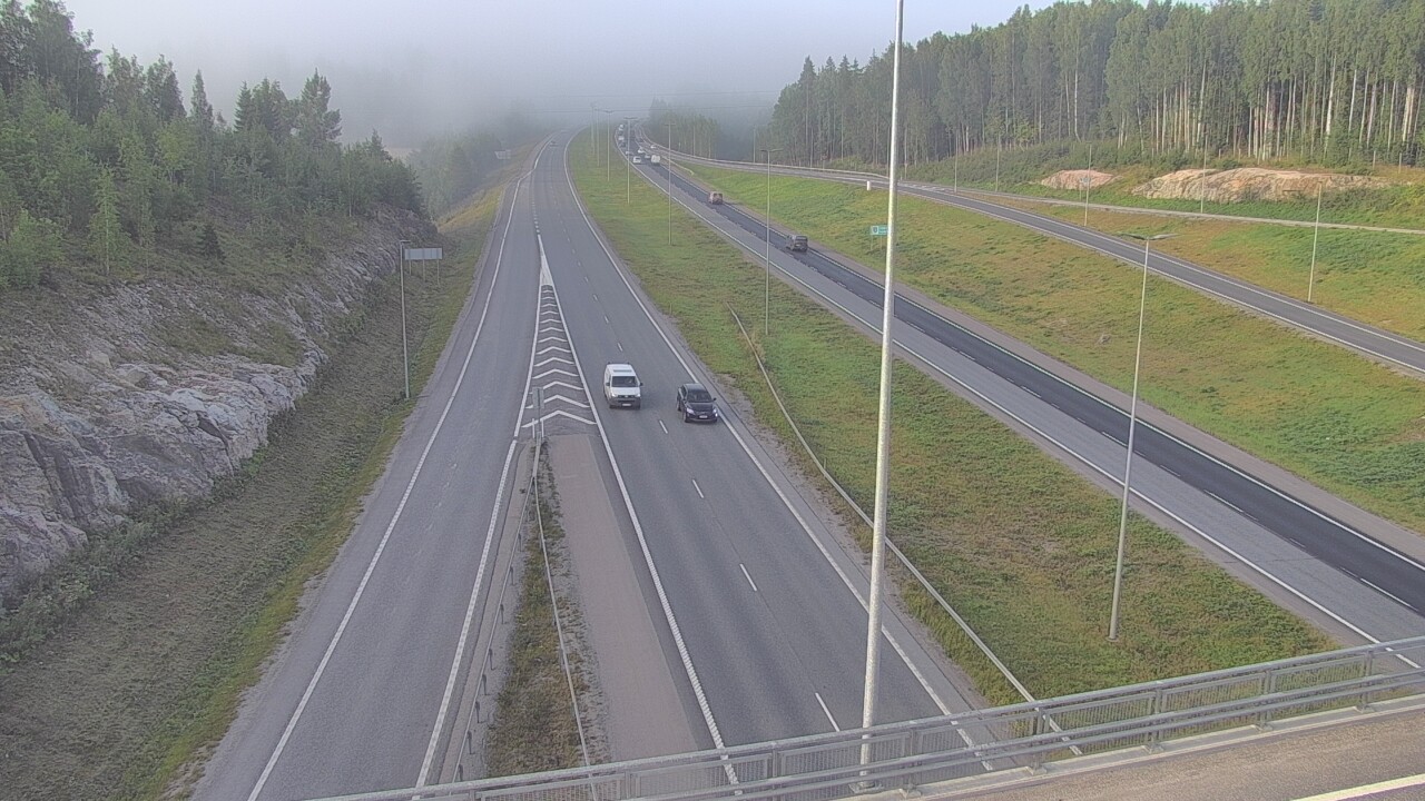 Weather Camera Image Road 3 Nurmijärvi Klaukkala, Nurmijärvi, Uusimaa