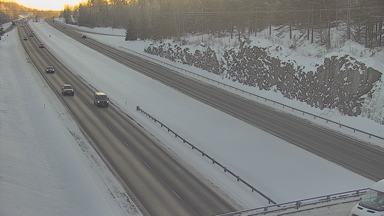 Weather Camera Image Road 3 Nurmijärvi, Nurmijärvi, Uusimaa
