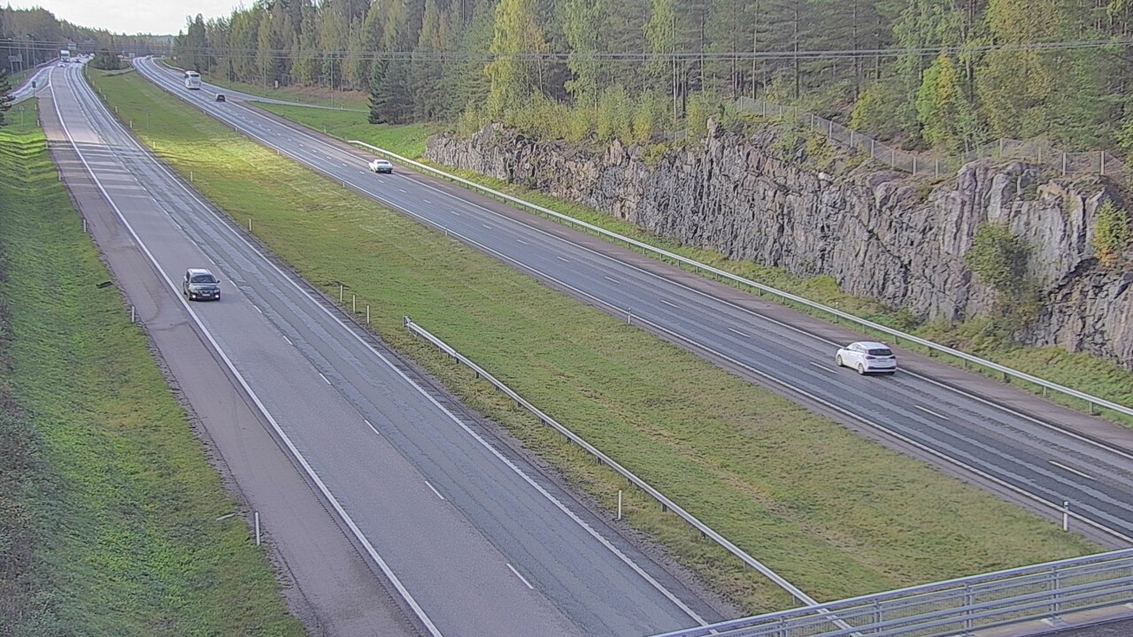 Weather Camera Image Road 3 Nurmijärvi, Nurmijärvi, Uusimaa