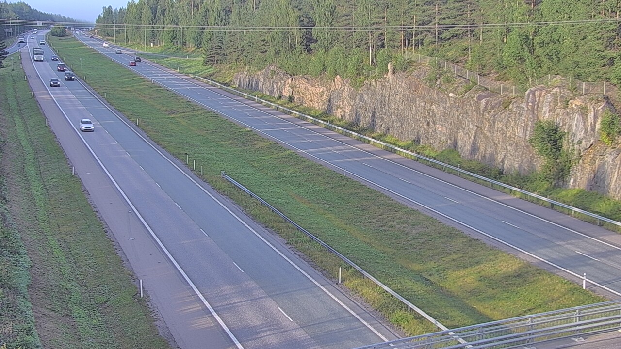 Weather Camera Image Road 3 Nurmijärvi, Nurmijärvi, Uusimaa