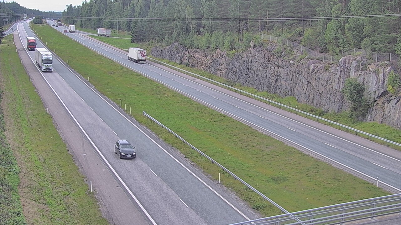 Weather Camera Image Road 3 Nurmijärvi, Nurmijärvi, Uusimaa
