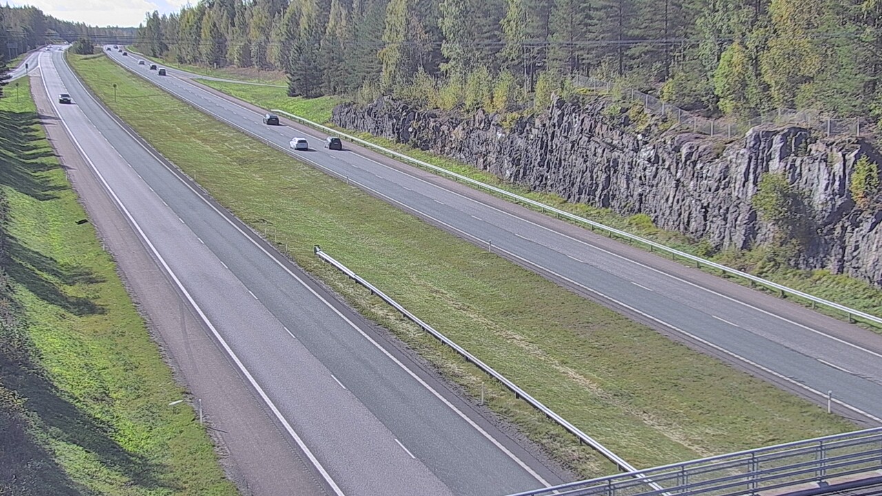 Weather Camera Image Road 3 Nurmijärvi, Nurmijärvi, Uusimaa