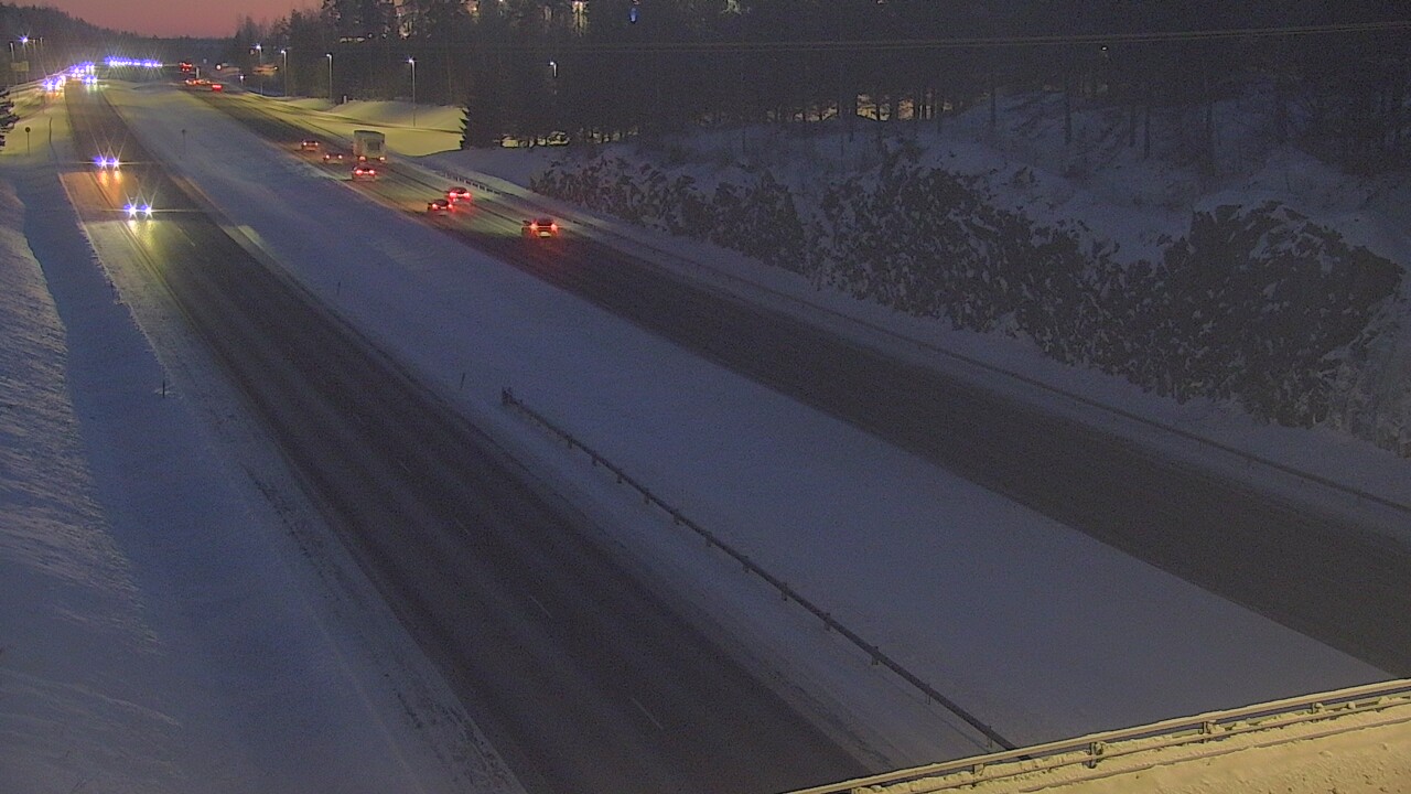 Weather Camera Image Road 3 Nurmijärvi, Nurmijärvi, Uusimaa