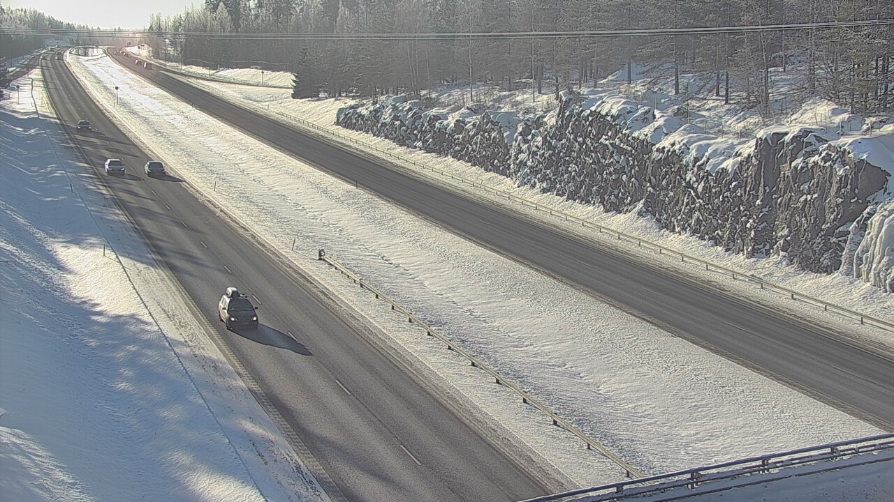 Weather Camera Image Road 3 Nurmijärvi, Nurmijärvi, Uusimaa
