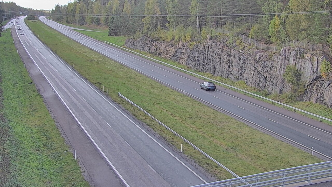 Weather Camera Image Road 3 Nurmijärvi, Nurmijärvi, Uusimaa