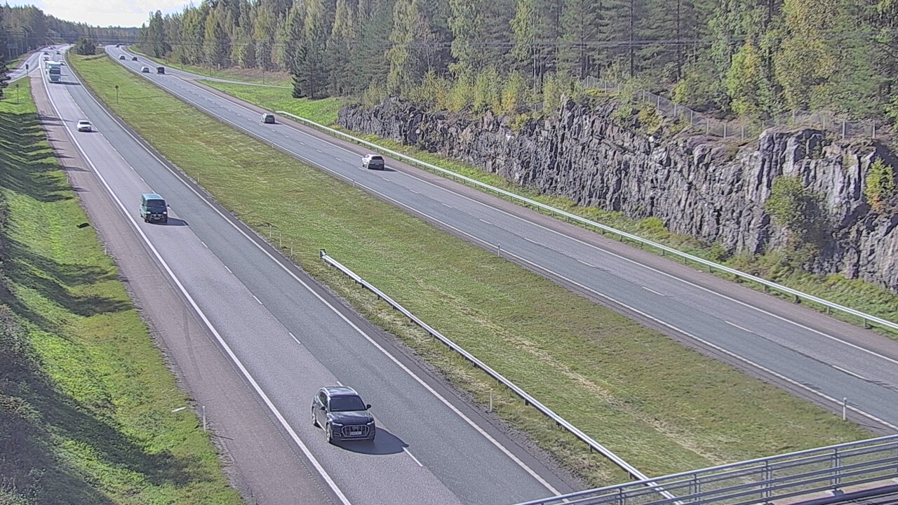 Weather Camera Image Road 3 Nurmijärvi, Nurmijärvi, Uusimaa