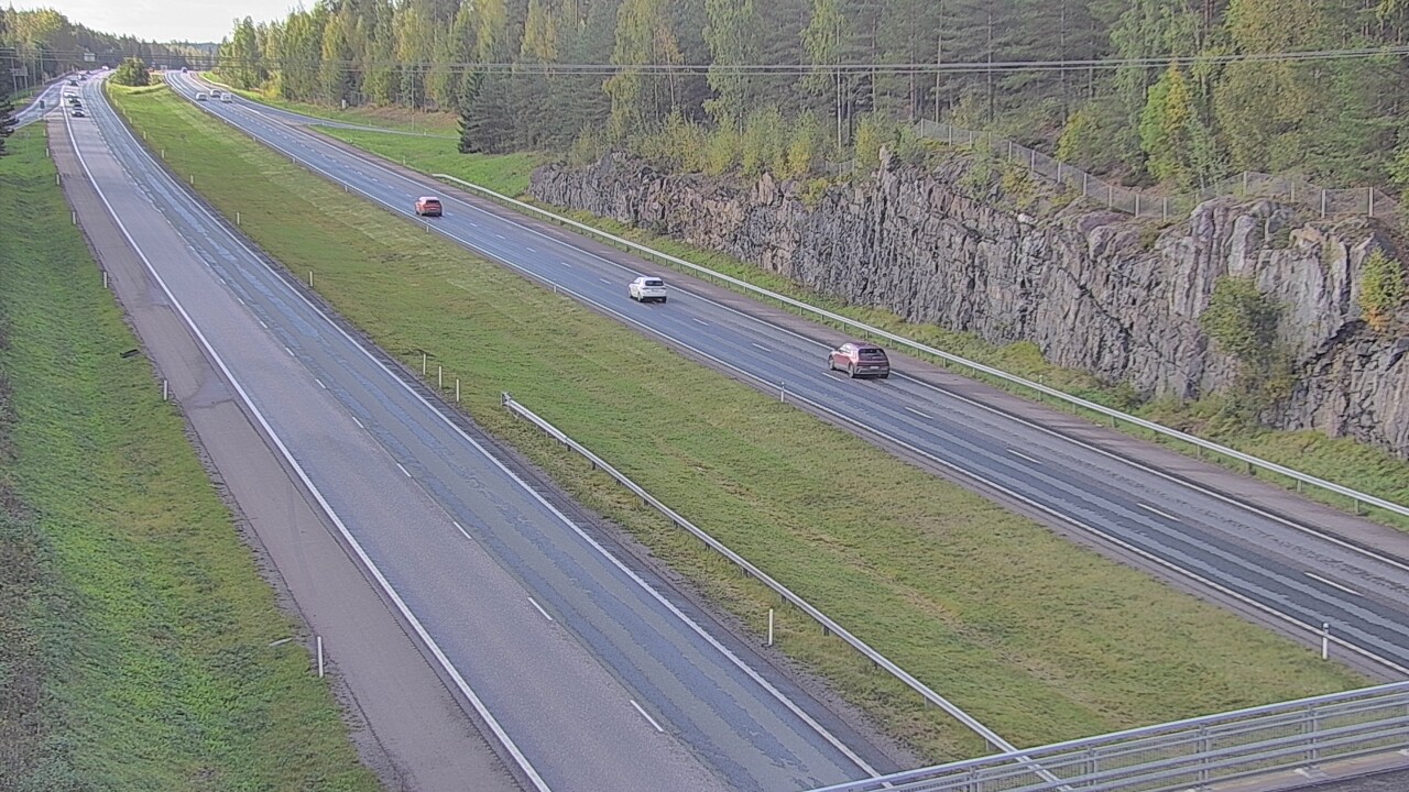 Weather Camera Image Road 3 Nurmijärvi, Nurmijärvi, Uusimaa