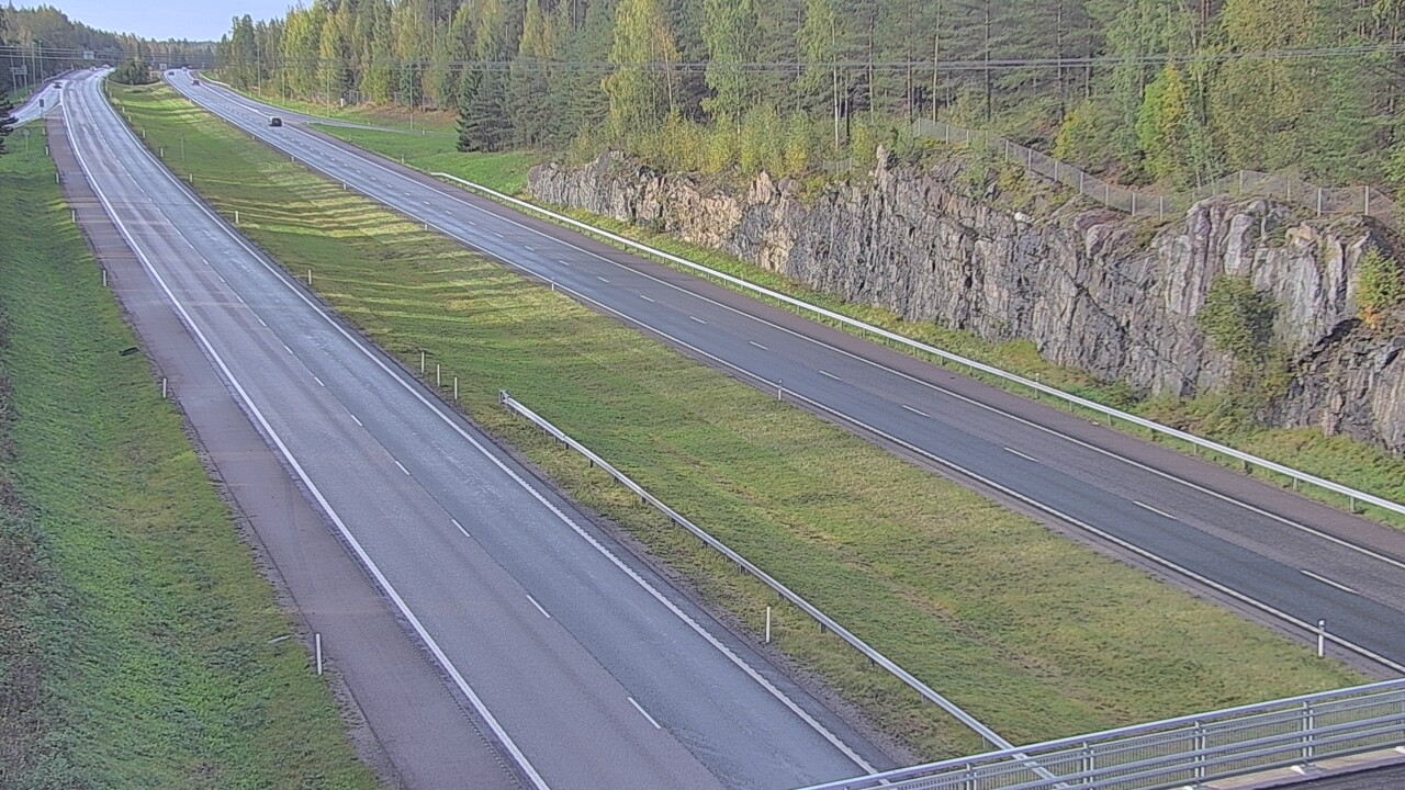 Weather Camera Image Road 3 Nurmijärvi, Nurmijärvi, Uusimaa