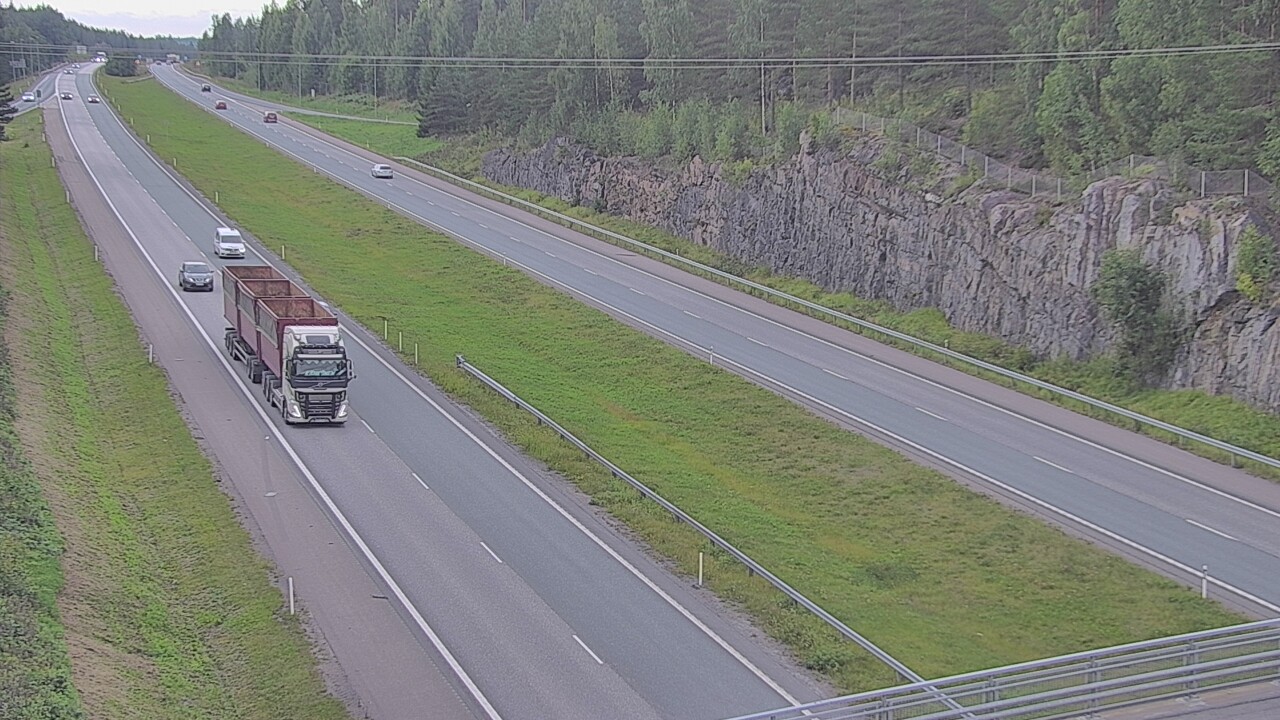 Weather Camera Image Road 3 Nurmijärvi, Nurmijärvi, Uusimaa