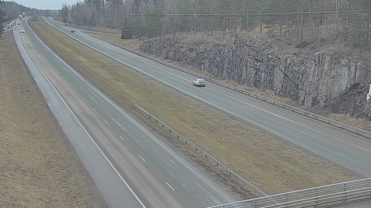 Weather Camera Image Road 3 Nurmijärvi, Nurmijärvi, Uusimaa