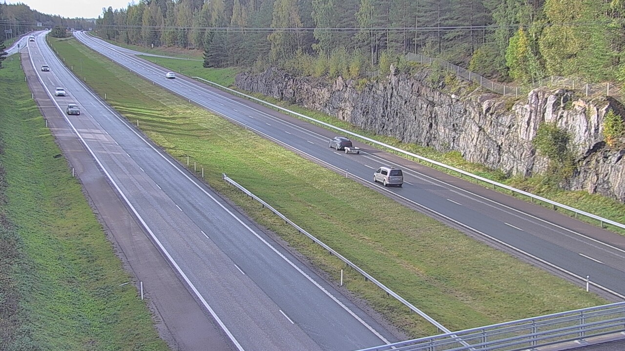 Weather Camera Image Road 3 Nurmijärvi, Nurmijärvi, Uusimaa