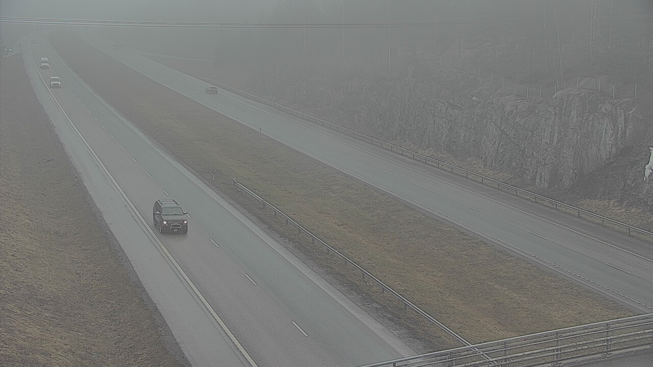 Weather Camera Image Road 3 Nurmijärvi, Nurmijärvi, Uusimaa