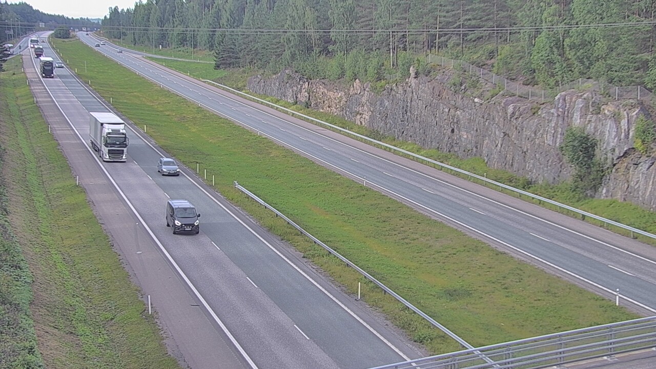 Weather Camera Image Road 3 Nurmijärvi, Nurmijärvi, Uusimaa